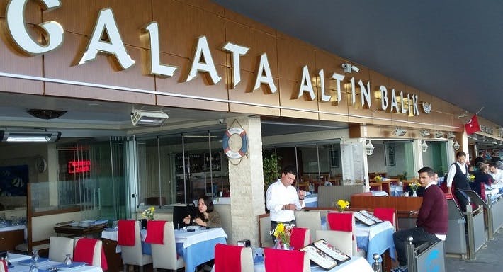 Eminönü, İstanbul şehrindeki Galata Altın Balık restoranının fotoğrafı