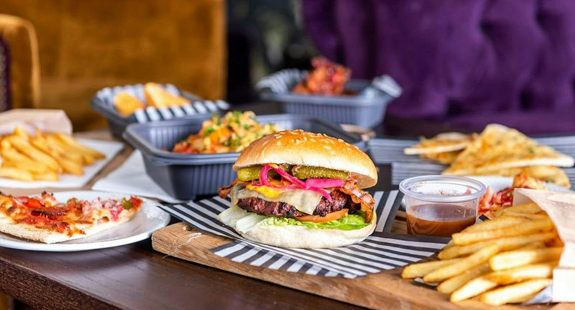 Photo of restaurant BLACK HORSE GT LINDFORD in Central Milton Keynes, Milton Keynes