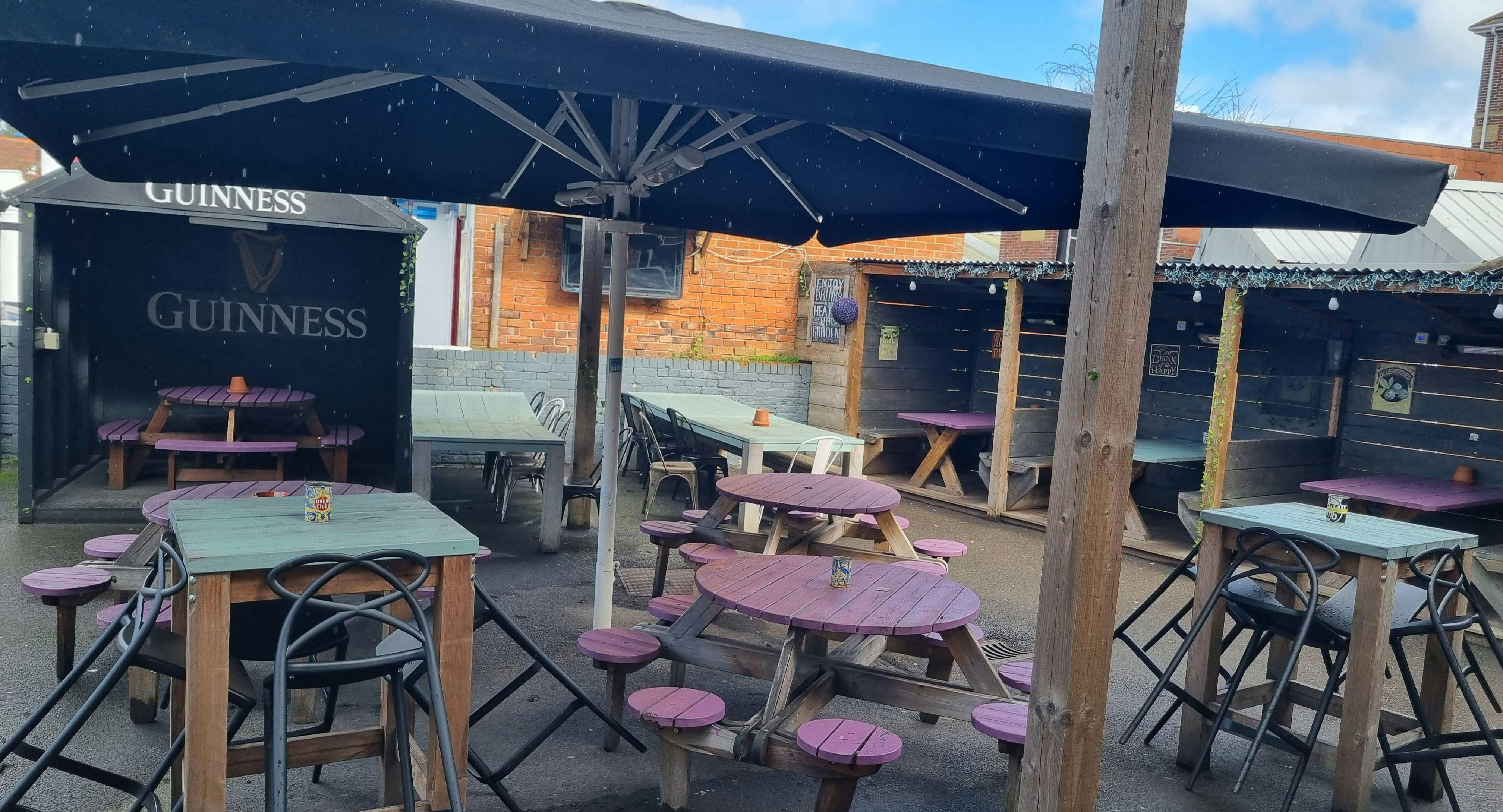 Photo of restaurant The Crown Caversham in Caversham, Reading